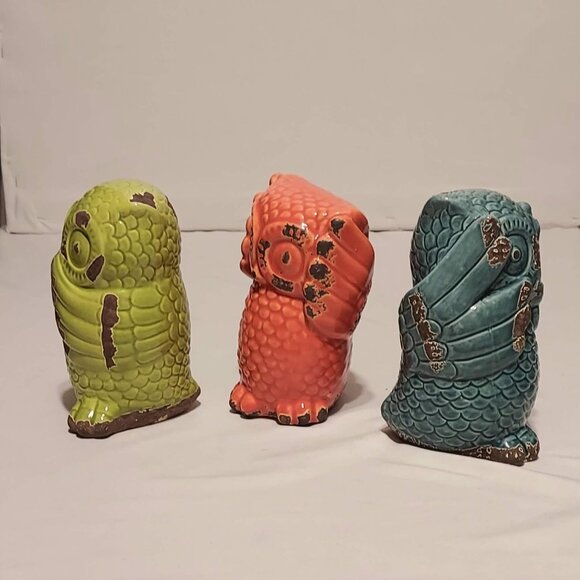 Group of Three Destressed Little Owl's Orange Blue & Green 61/2" Tall - Picture 5 of 12